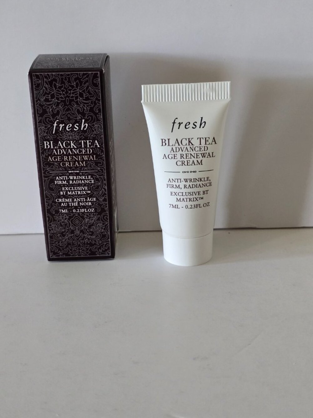 Fresh Skincare Co Lot of 5 Travel Sizes & Pouch, Cleanser, Serum, Essence, Cream - Picture 9 of 16